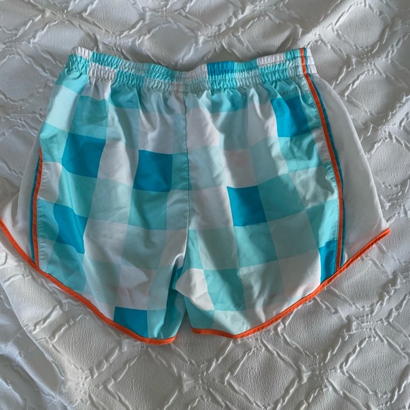 Nike dri fit athletic shorts - Picture 2 of 5